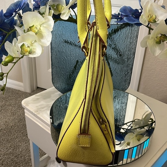 Kate Spade Wellesley Maeda Satchel, Sultan Yellow, Vintage - Picture 10 of 13